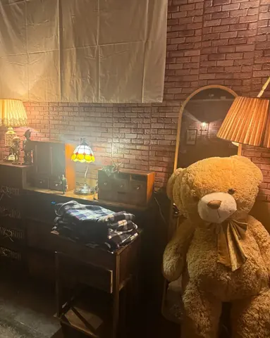 곰인형과 램프 — 곁혼술바 구월점, 오세한77님 사진