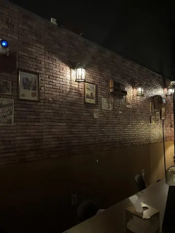 벽돌 벽 — 곁혼술바 구월점, jh5****님 사진